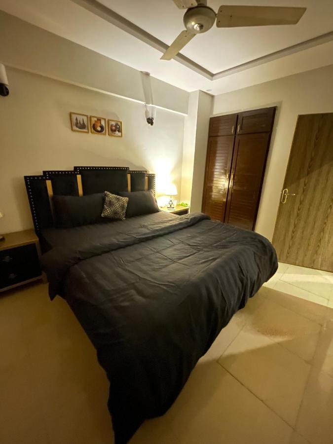 Freddy'S Luxury Family Apartments Исламабад Экстерьер фото
