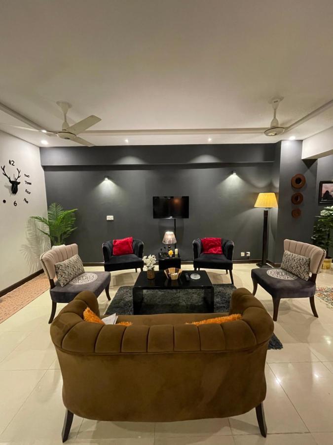 Freddy'S Luxury Family Apartments Исламабад Экстерьер фото