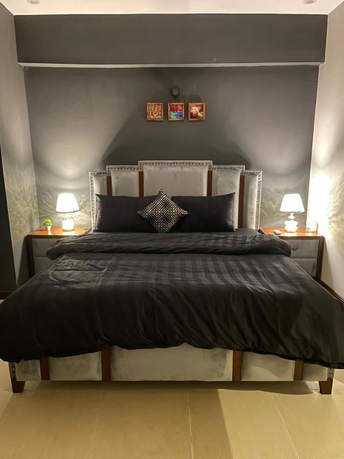 Freddy'S Luxury Family Apartments Исламабад Экстерьер фото